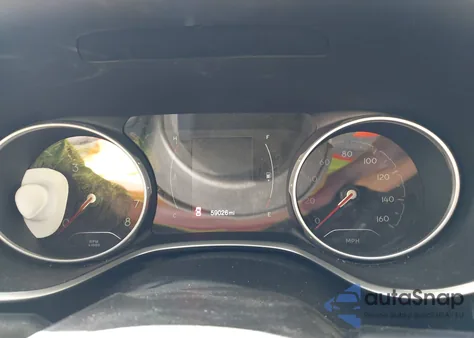 2020 Jeep Compass Latitude 4X4 z USA, uszkodzony, nr VIN 3C4NJDBB6LT168788